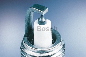Свеча зажигания Bosch Platinum Plus ZR 8 TPP 15
