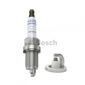 Свеча зажигания Bosch Standard Super FQR 8 LE 2
