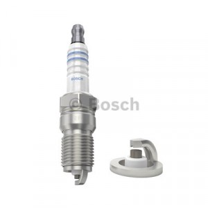 Свеча зажигания Bosch Super Plus HR 8 DCV+