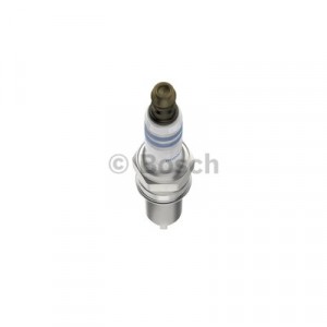 Свеча зажигания Bosch Platinum Iridium YR 5 NI 332 S