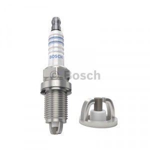 Свеча зажигания Bosch Super Plus FR 8 HDC+