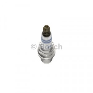 Свеча зажигания Bosch Platinum Iridium FR 6 LII 330 V